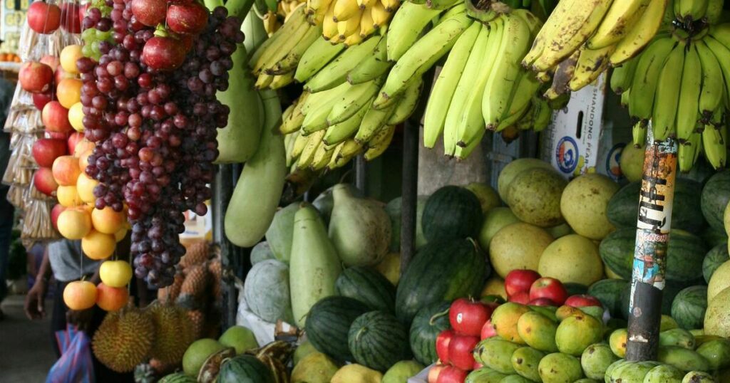 Hanging fruits and bananas which contain the carotenoid called lutein